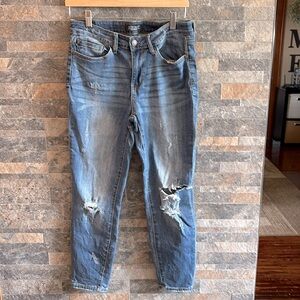 Judy Blue Distressed Relaxed Fit Stretch Jeans 30/size 10.